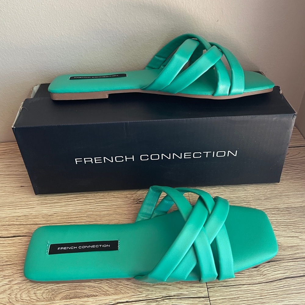 🆕 French Connection Sandals - Size 8.5 - Teal - NIB